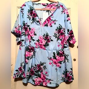 Bloomchic NWT blue floral front zip top size 26